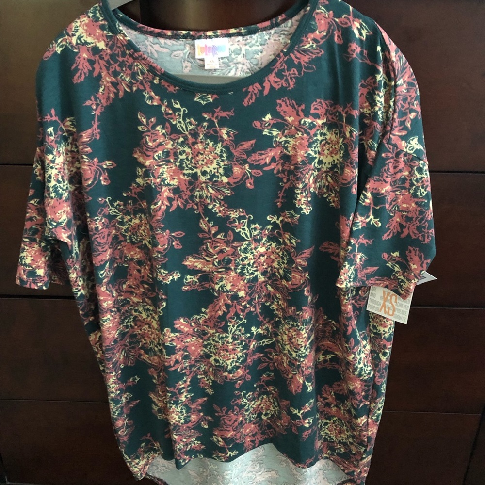 Xs Irma LuLaRoe shirt